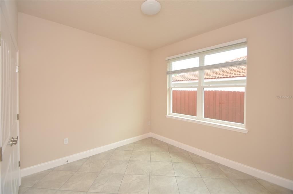 226 Coral Reef Court N - Photo 16