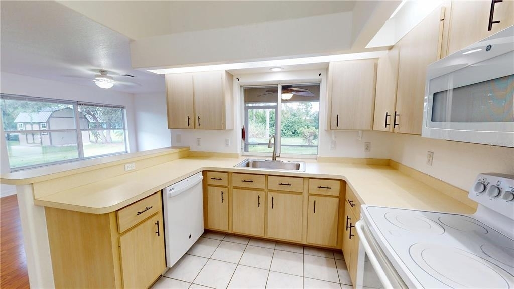 13466 Hopewell Avenue - Photo 2
