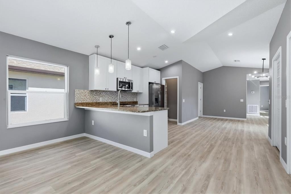 3908 Walnut Avenue - Photo 8