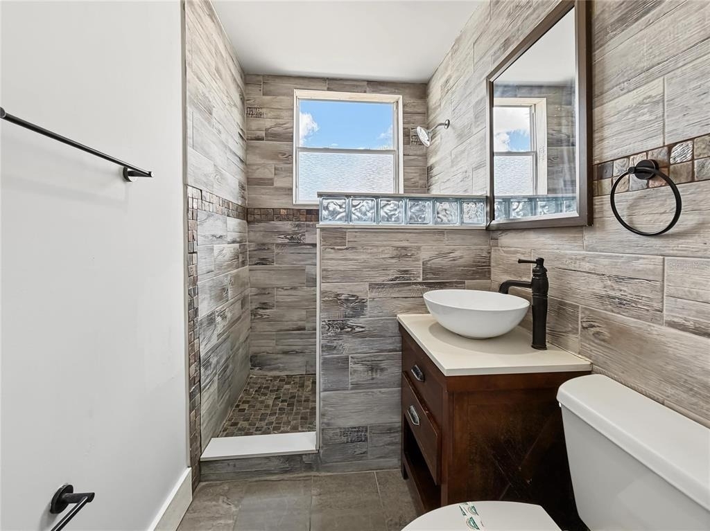 408 Armada Road S - Photo 8