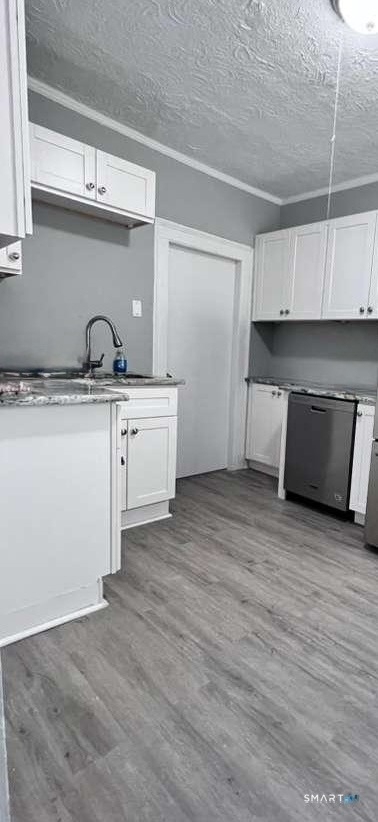 129 Quaker Lane - Photo 1