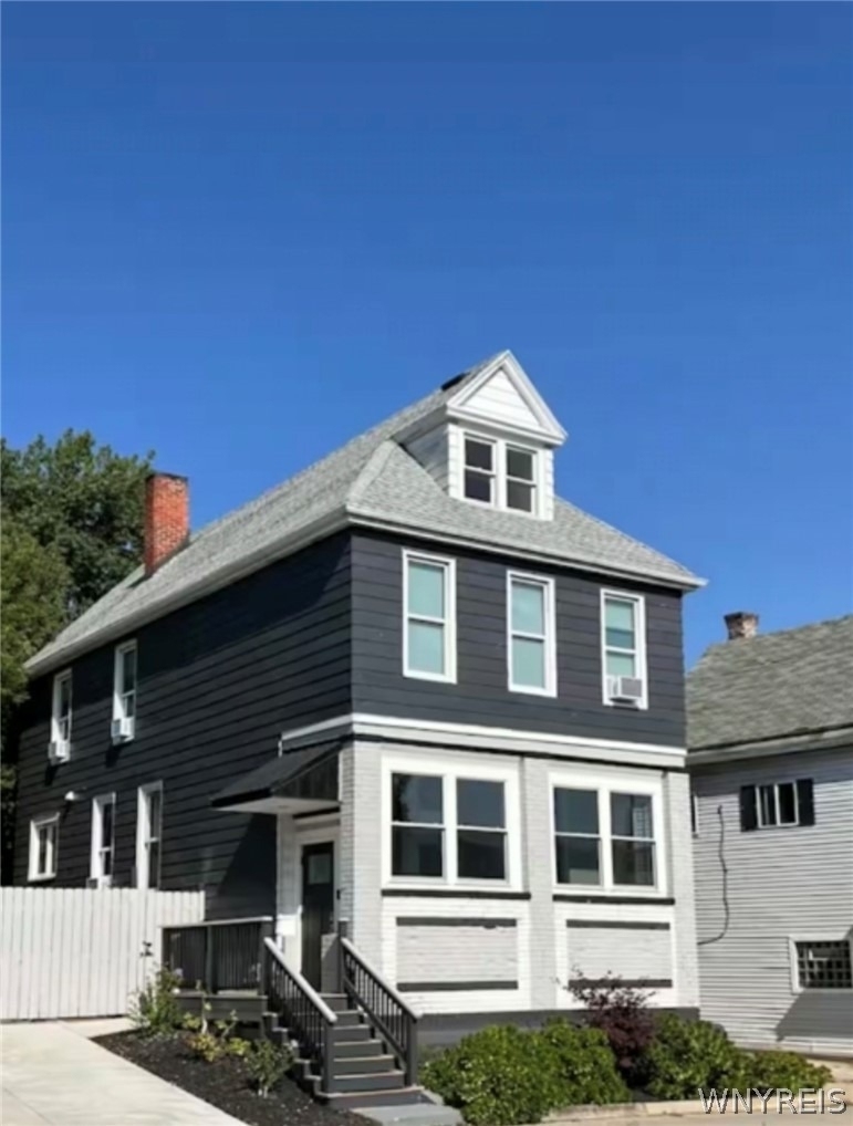 484 Grant Street - Photo 0