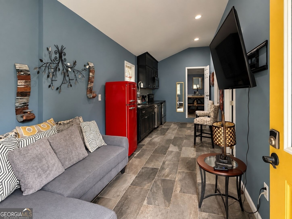 756 Patricia Drive - Photo 4