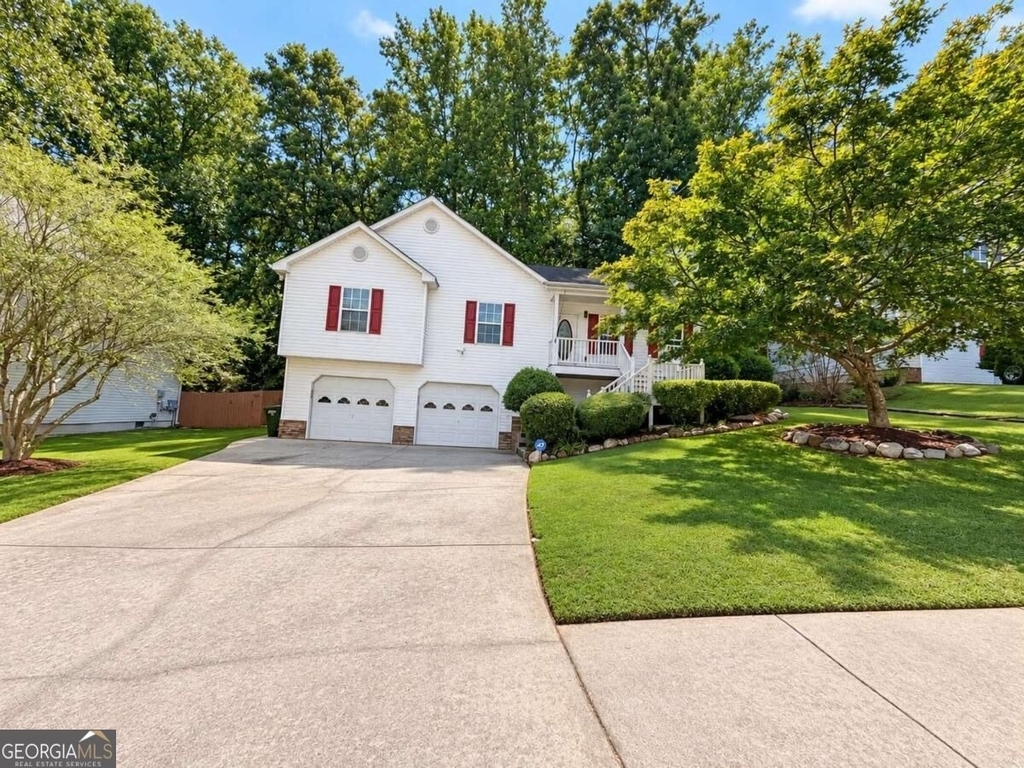 113 Jake Taylor Drive - Photo 1