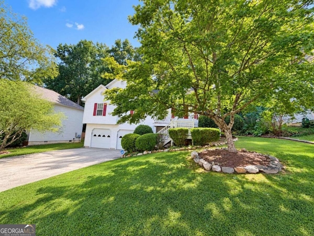 113 Jake Taylor Drive - Photo 2