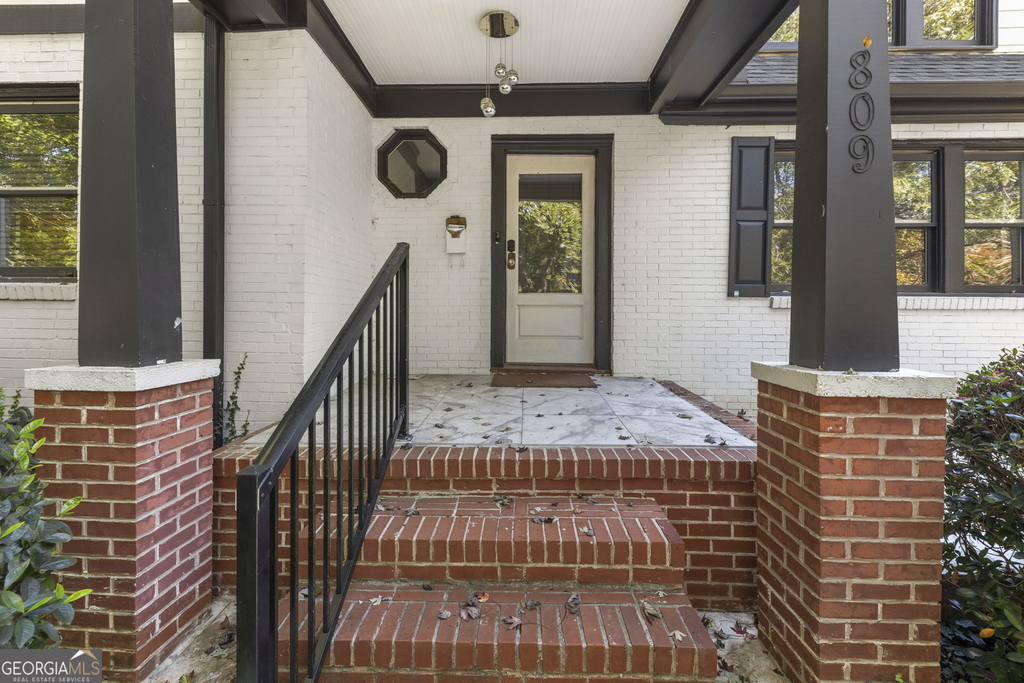 809 Crestridge Drive Ne - Photo 2