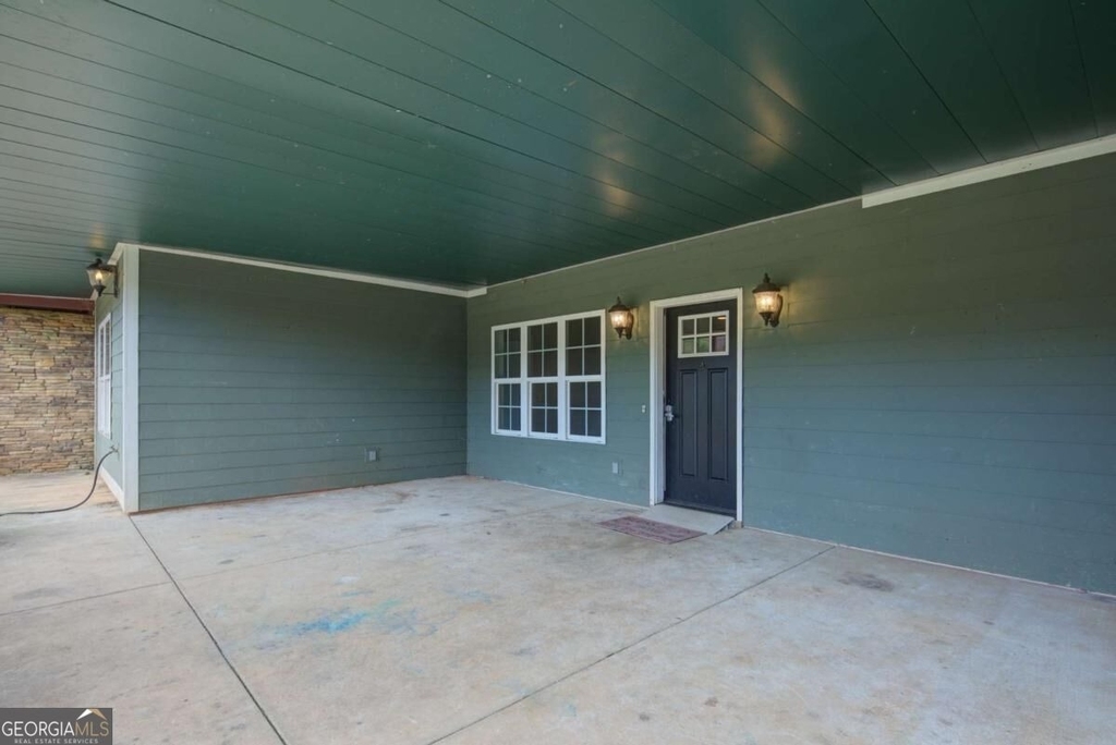 8365 Wallace Wood Road - Photo 5