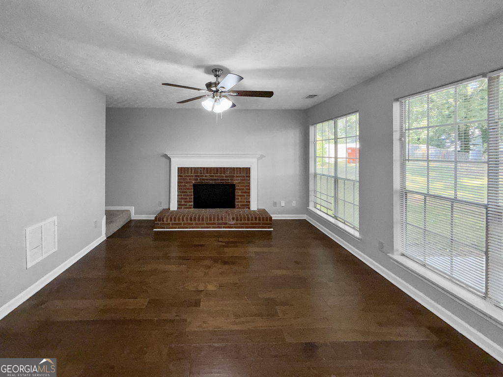 8432 Cedar Creek Ridge - Photo 9