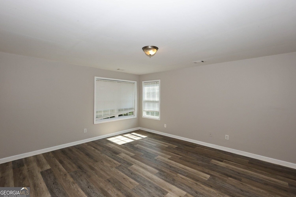 2025 Jessica Way Ne - Photo 36