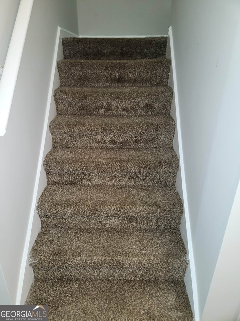 764 Crestside Court - Photo 2
