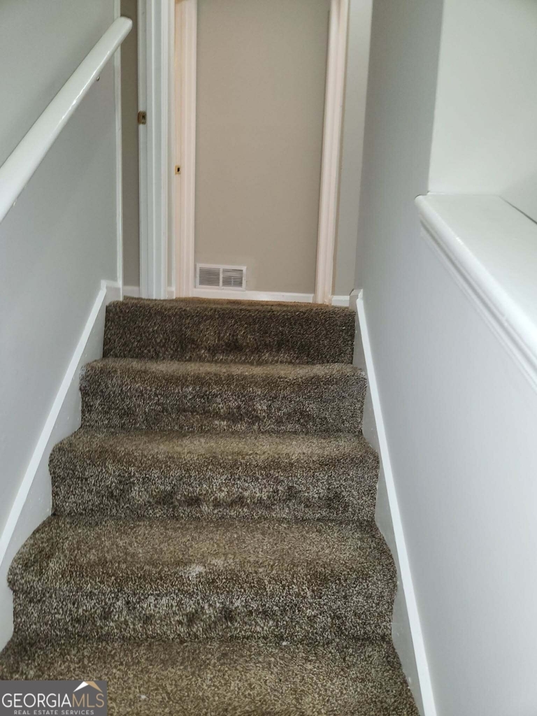764 Crestside Court - Photo 3
