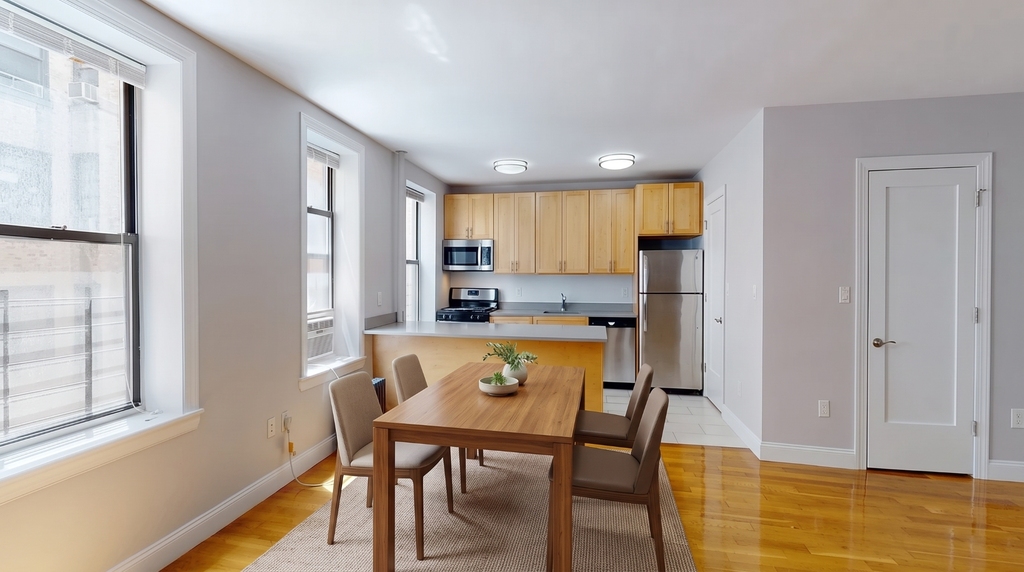 1795 Riverside Drive - Photo 2