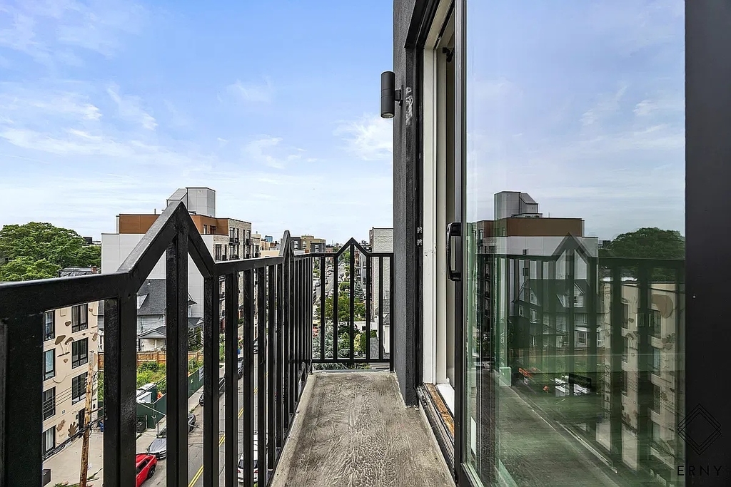 1565 New York Avenue - Photo 6