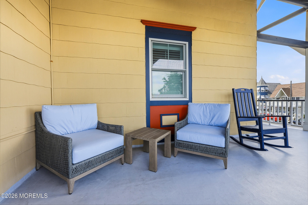 93 Central Avenue - Photo 3