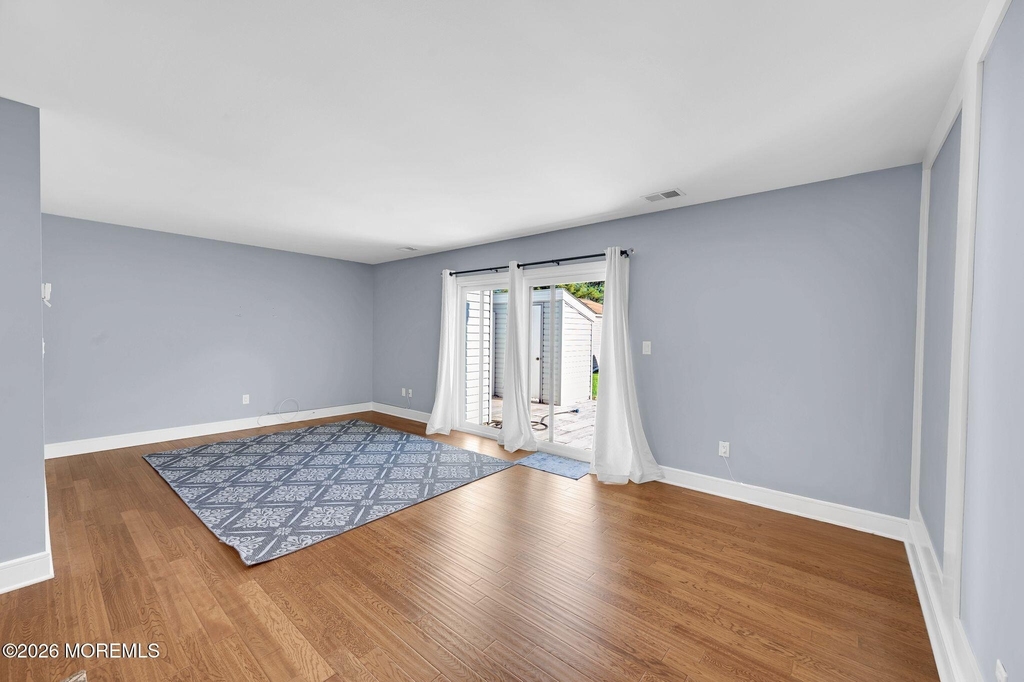8 Joyce Court - Photo 3