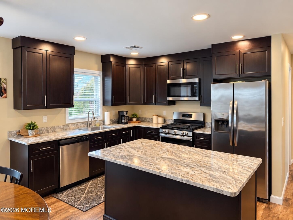 68 Edinburgh Drive - Photo 1