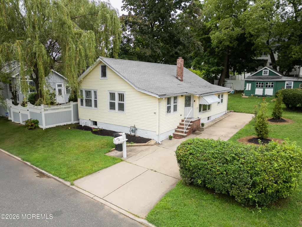 92 Asbury Avenue - Photo 0