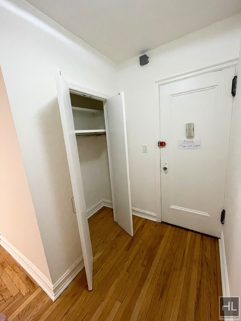 West 79 Street - Photo 10
