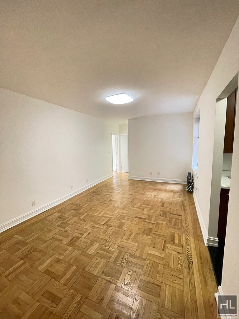 West 79 Street - Photo 7