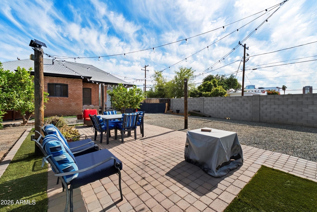 706 E Whitton Avenue - Photo 18
