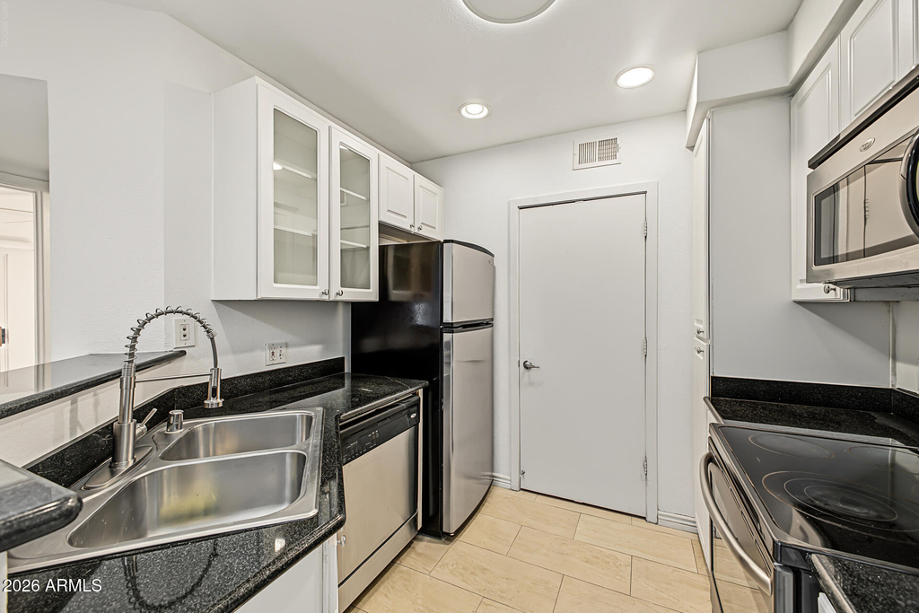 3633 N 3rd Avenue - Photo 8