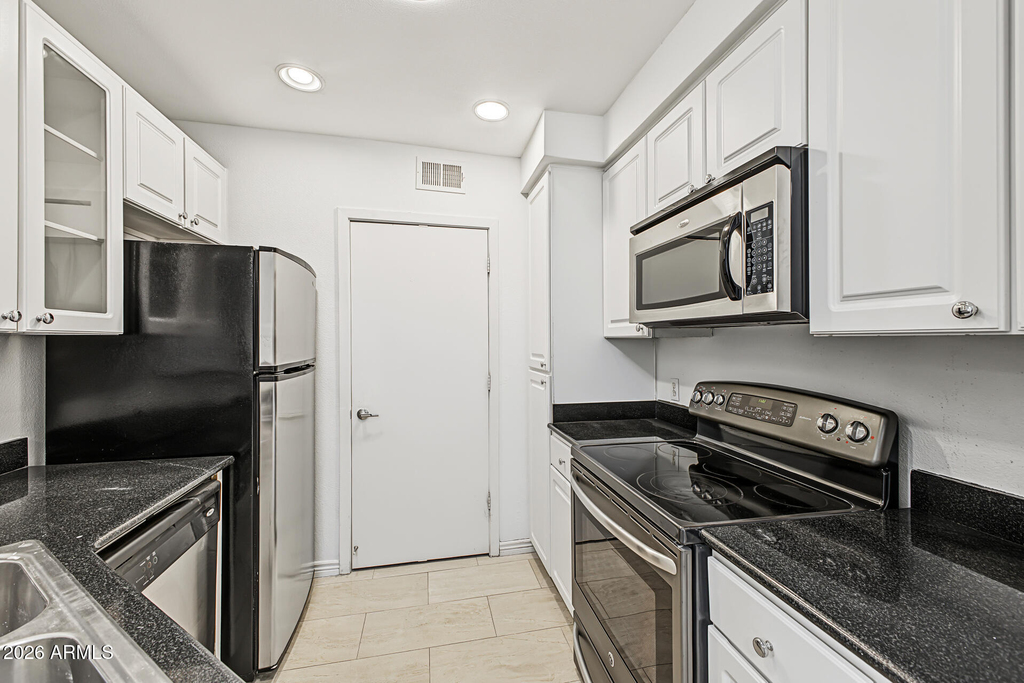 3633 N 3rd Avenue - Photo 9