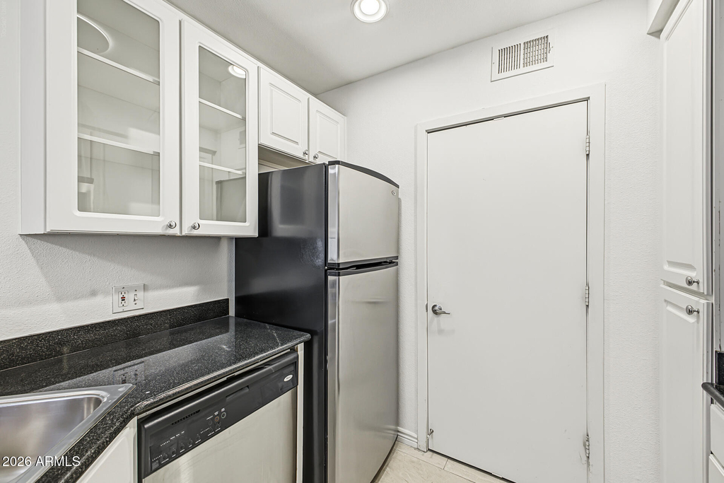 3633 N 3rd Avenue - Photo 10