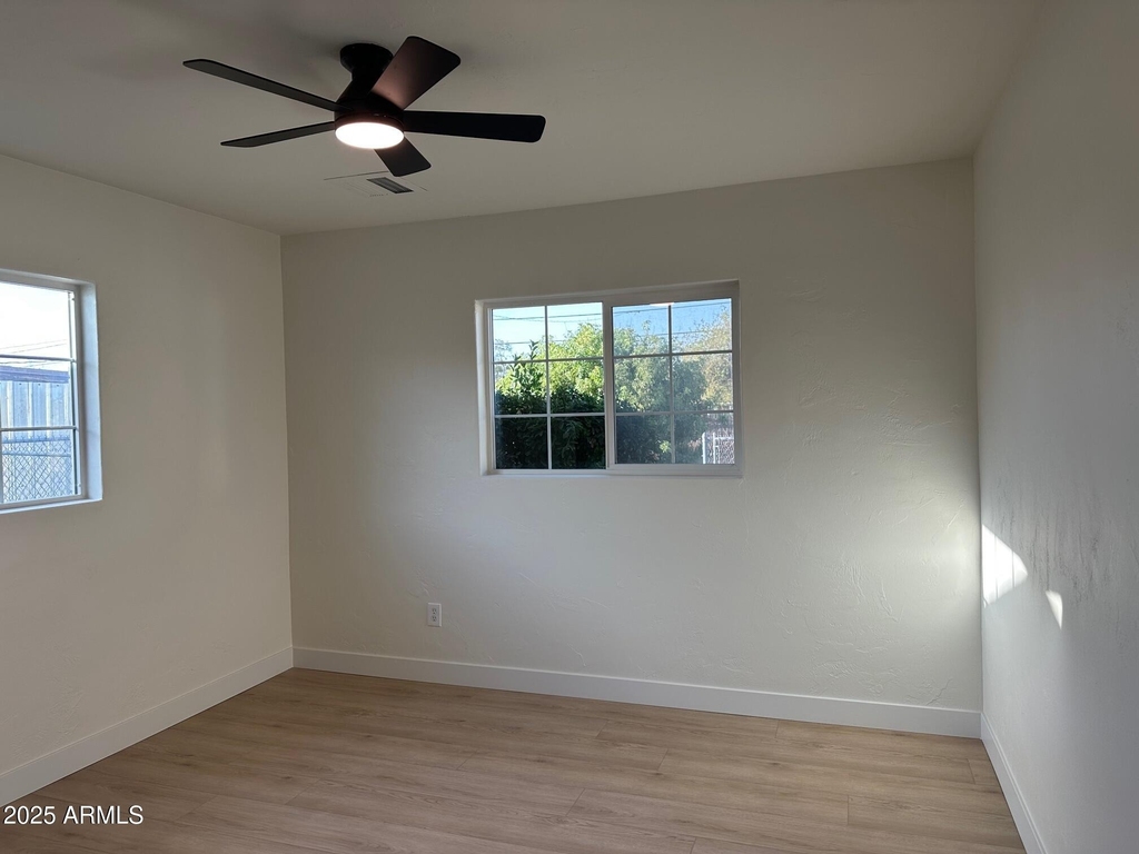4314 E Oak Street - Photo 17