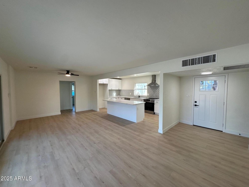4314 E Oak Street - Photo 2