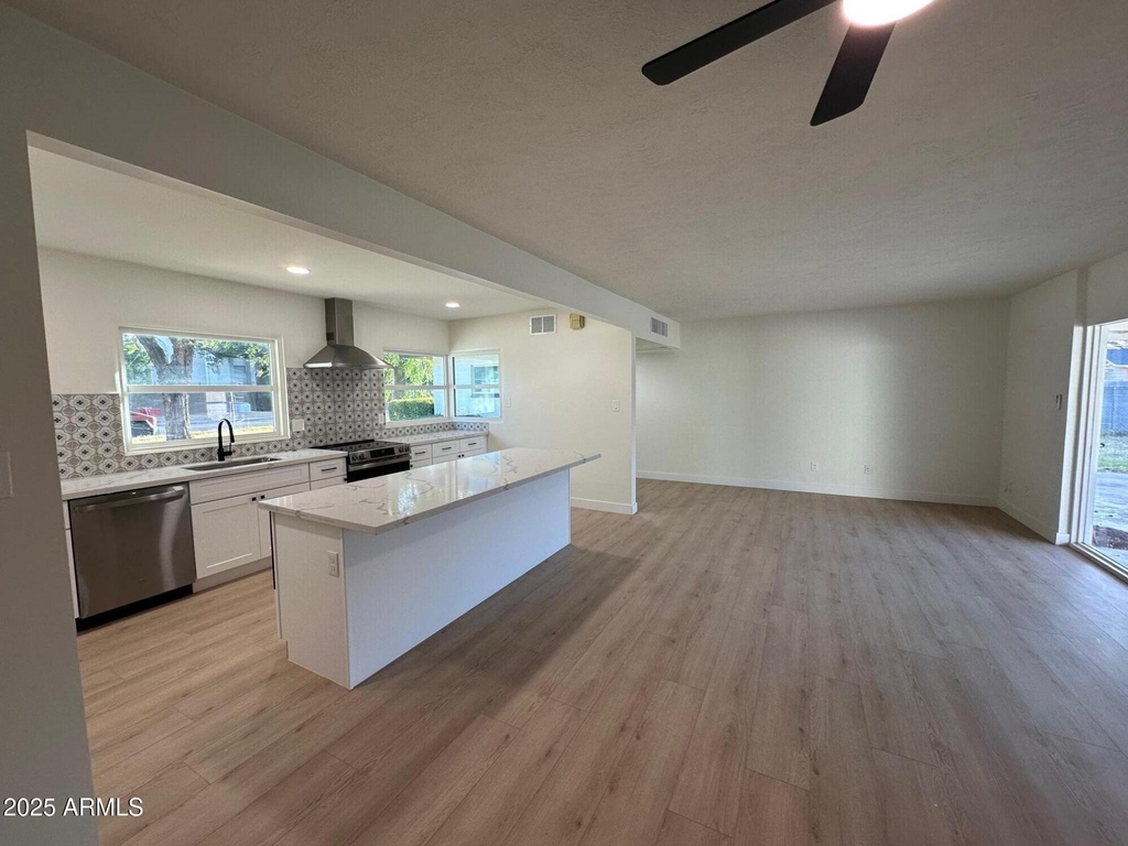 4314 E Oak Street - Photo 3