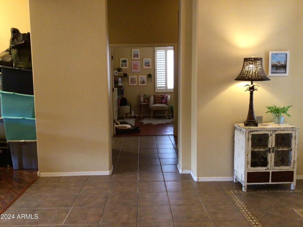 674 W Desert Broom Drive - Photo 16