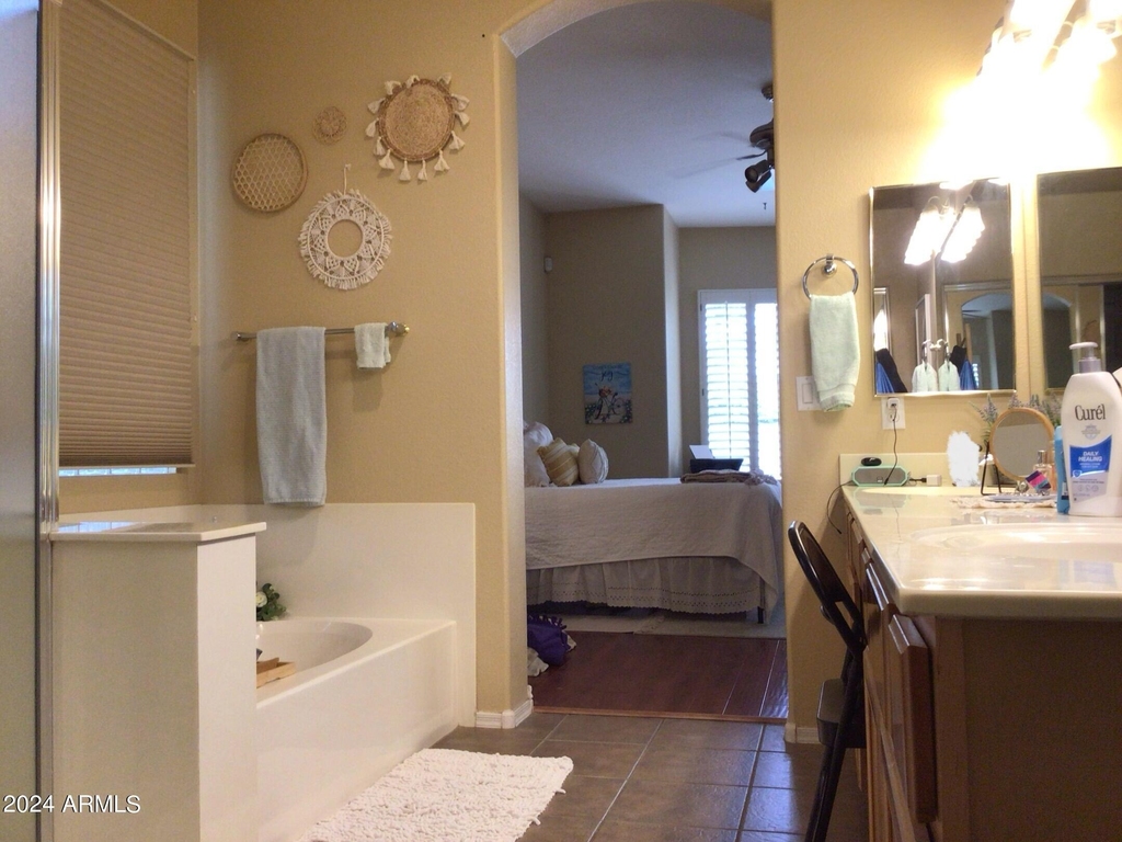 674 W Desert Broom Drive - Photo 35