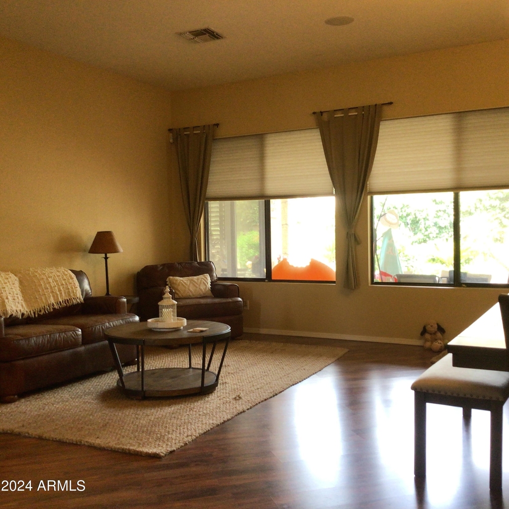 674 W Desert Broom Drive - Photo 5