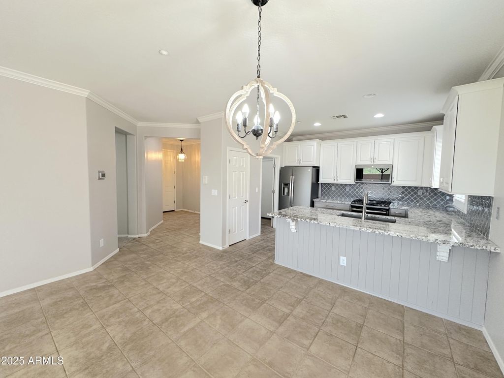 1719 W Owens Way - Photo 9