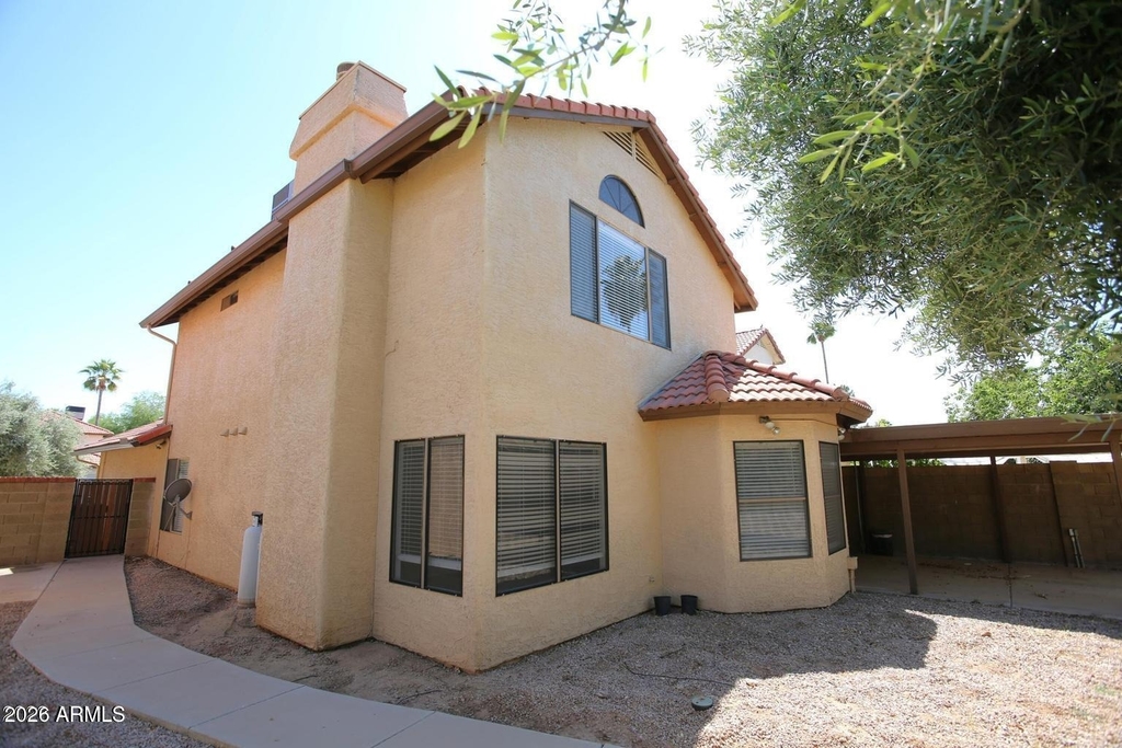 924 E Manor Drive - Photo 33