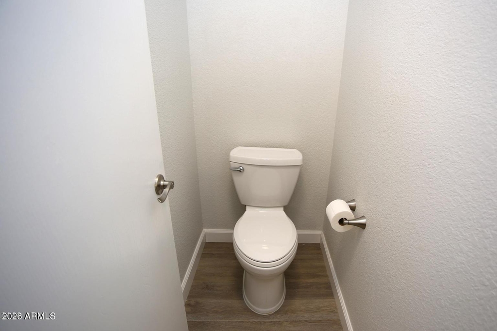 924 E Manor Drive - Photo 22