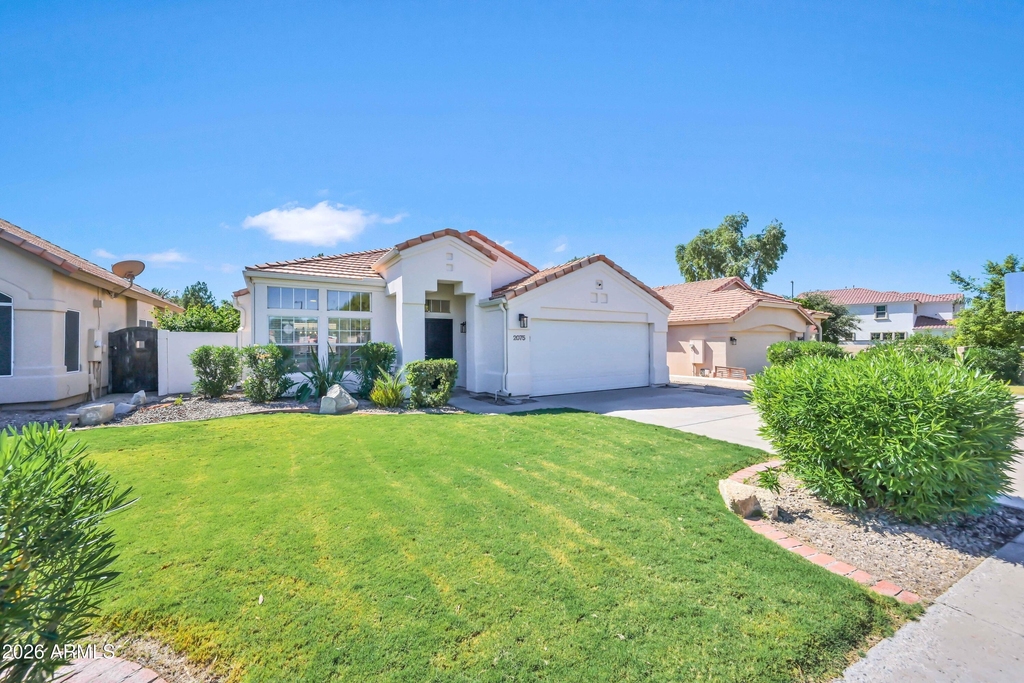 2075 W Riverside Street - Photo 1