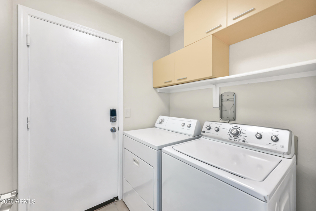 2075 W Riverside Street - Photo 33