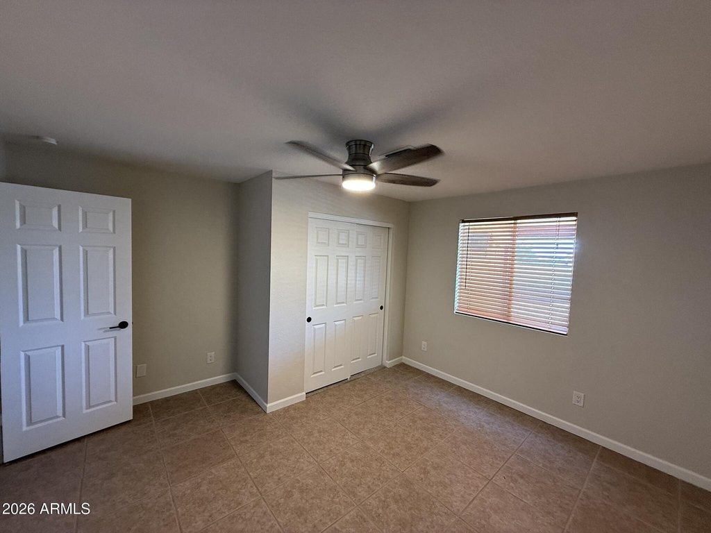2914 N Hawes Road - Photo 9
