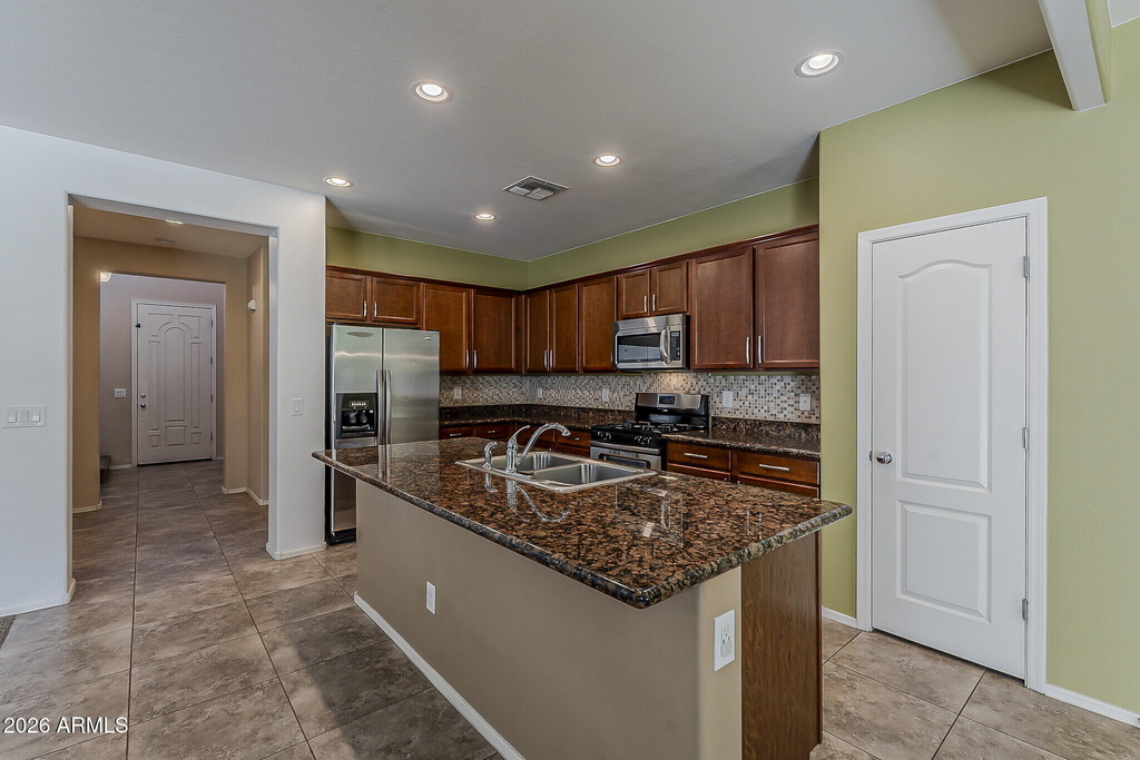 3509 E Oakland Street - Photo 17