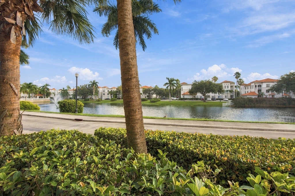 11035 Legacy Boulevard - Photo 33