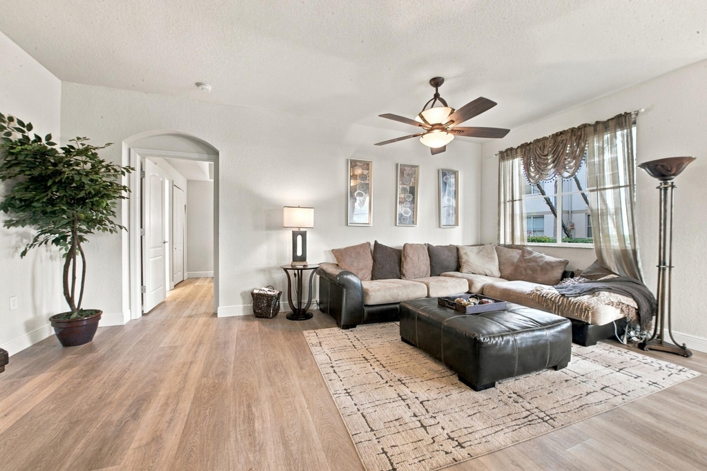 11035 Legacy Boulevard - Photo 3