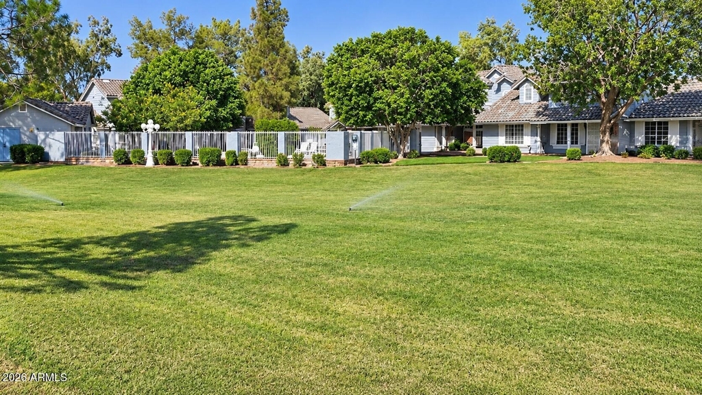860 N Mcqueen Road - Photo 15