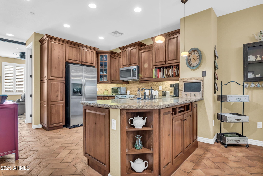 2458 E Roma Avenue - Photo 10