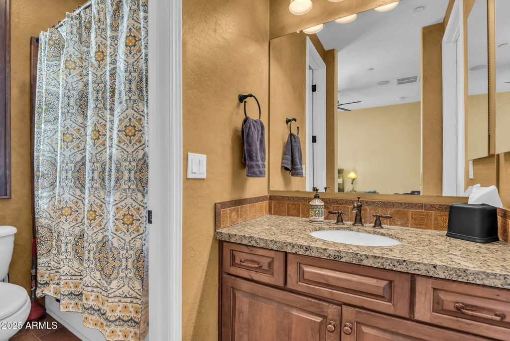 2458 E Roma Avenue - Photo 18
