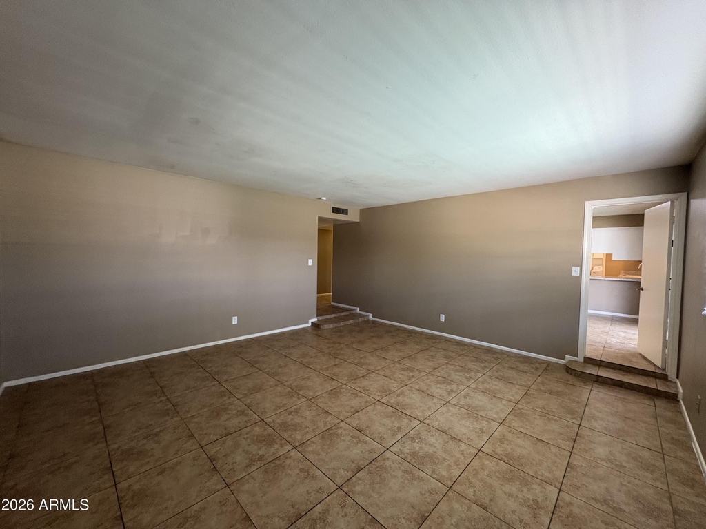 3828 W Lane Avenue - Photo 7