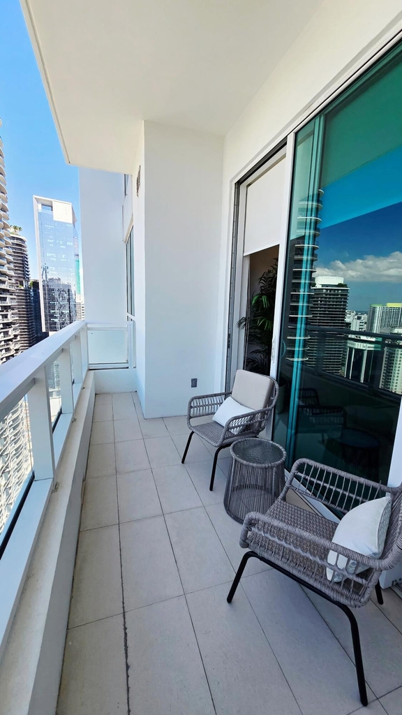 1080 Brickell Avenue - Photo 43