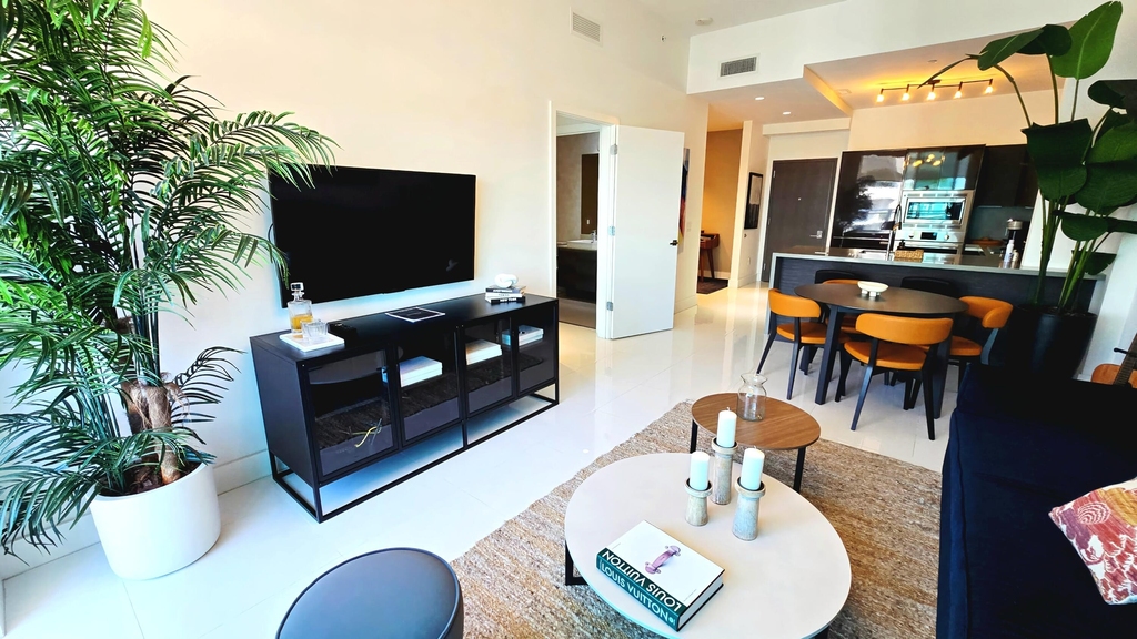 1080 Brickell Avenue - Photo 32