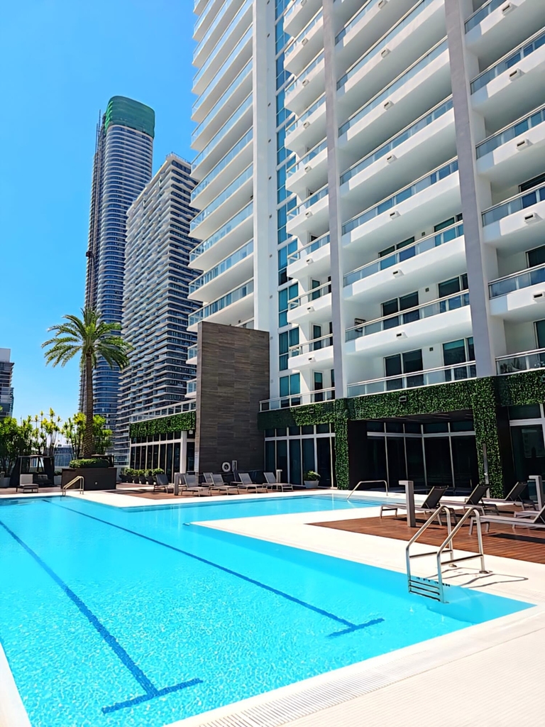 1080 Brickell Avenue - Photo 10