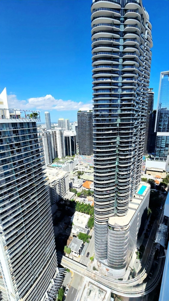 1080 Brickell Avenue - Photo 18